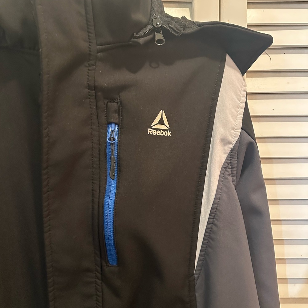 Reebok Black Fleece Jacket - Picture 7 of 8